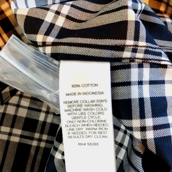 NWOT Men's Express Modern Fit Black White Plaid Button Down Shirt - Size Small - Picture 5 of 6